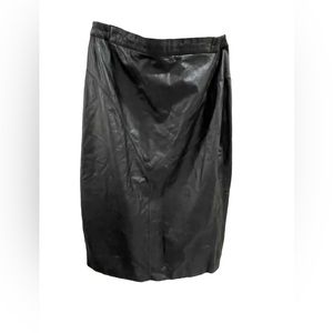 G-lll Leather Fashions Women’s Black Leather Pencil Skirt Size 14/16